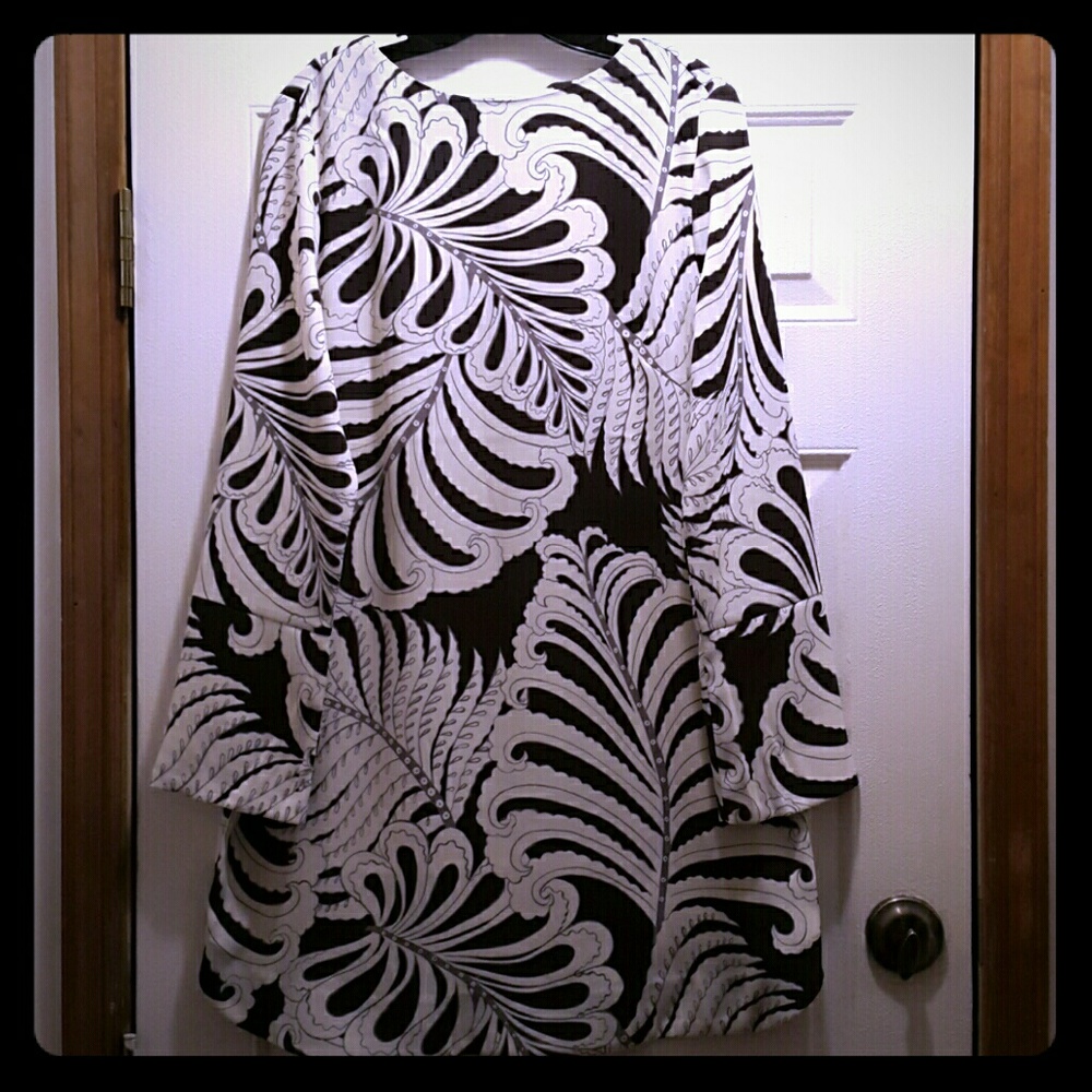 H&M black and white dress Size 12